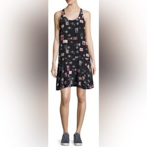 ❌SOLD❌Joie stamp print silk dress small EUC black pink Paris shift racer back